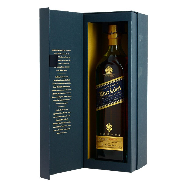 JOHNNIE WALKER Blended Whisky Blue label en Etuis