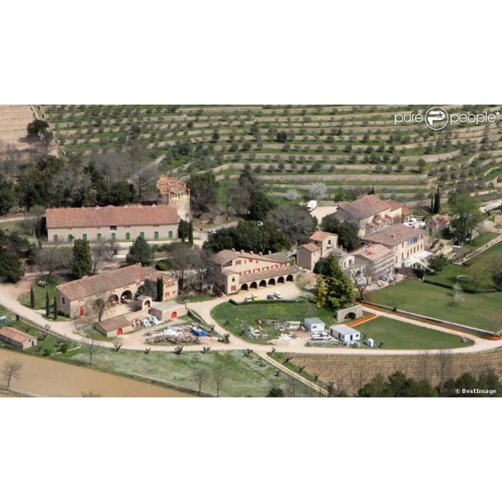 MIRAVAL ROSE de Brad Pitt et Angelina Jolie Cote de Provence MAGNUM